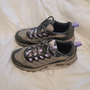 Merrell Women's Gray and Black Sneakers